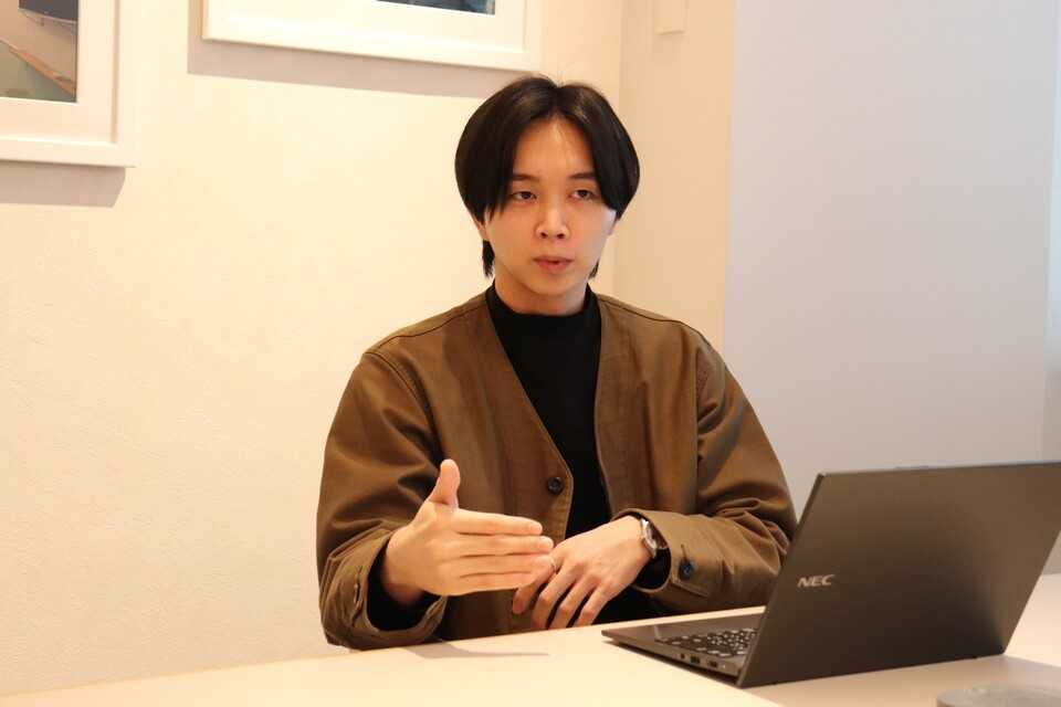 質問に回答するフリー渡邊氏